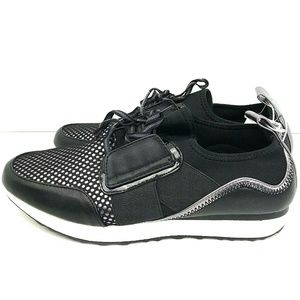 dressy black tennis shoes